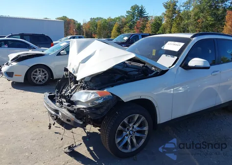 2015 BMW X1 xDrive28I from USA, damaged, VIN WBAVL1C56FVY34230